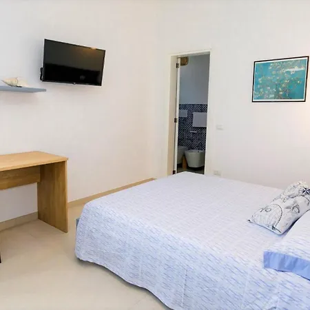 Rebecca Penzion Nardò